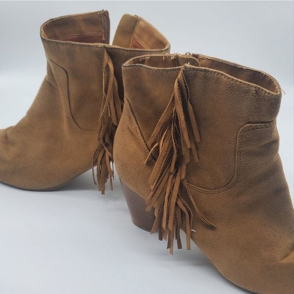 Chinese Laundry Fringe Boots, 8.5 - Picture 7 of 7